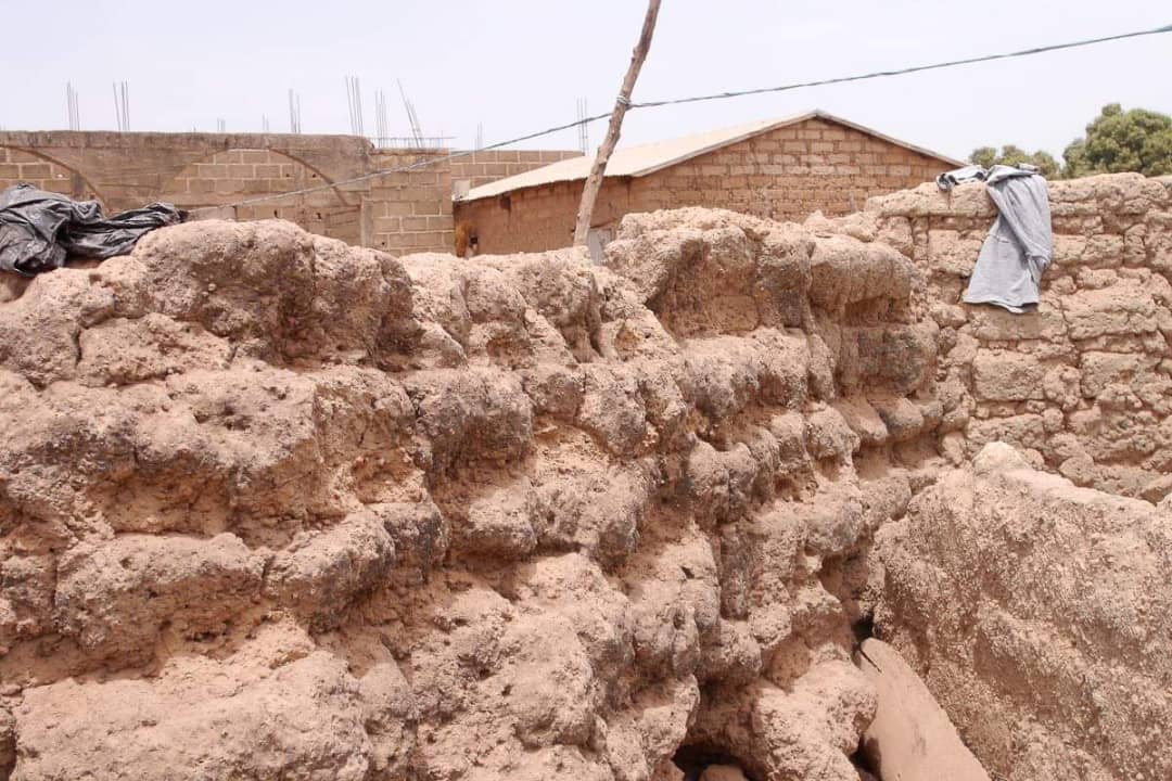 Au Mali des civils pris entre terrorisme et querelles intestines